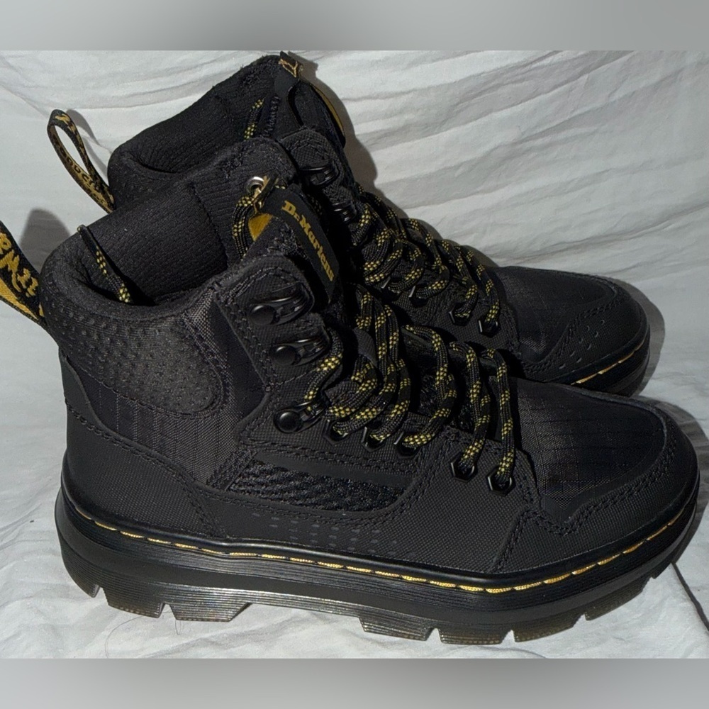 NWOT Dr. Martens Rilla Black Utility Boots - Women's 5 - Picture 5 of 9